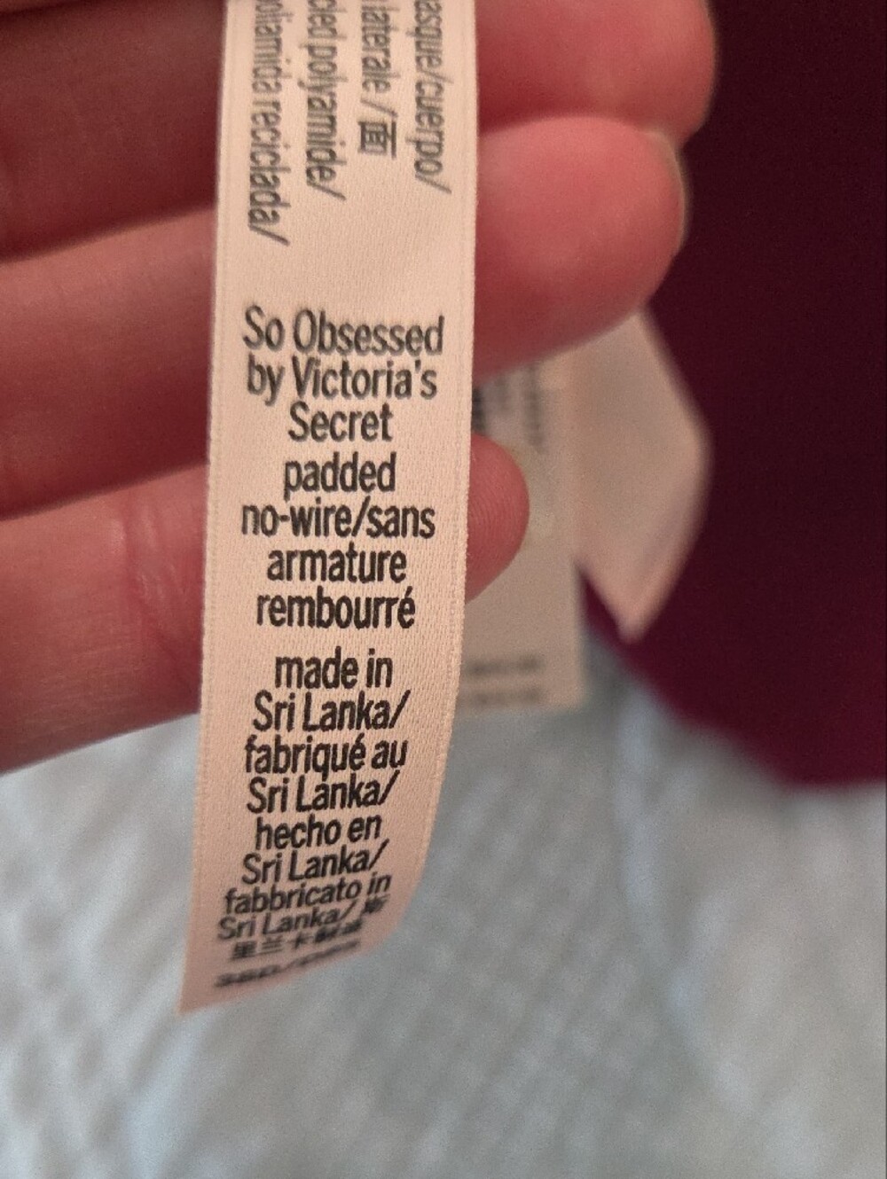 Victoria's Secret Smooth Molded Bra in Deep Berry - Picture 2 of 4